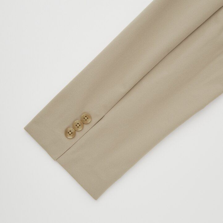 chaquetas ultraligeras uniqlo airsense beige para hombre
