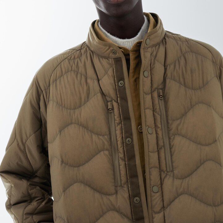 chaquetas de plumón híbrido reciclado uniqlo negras para hombre