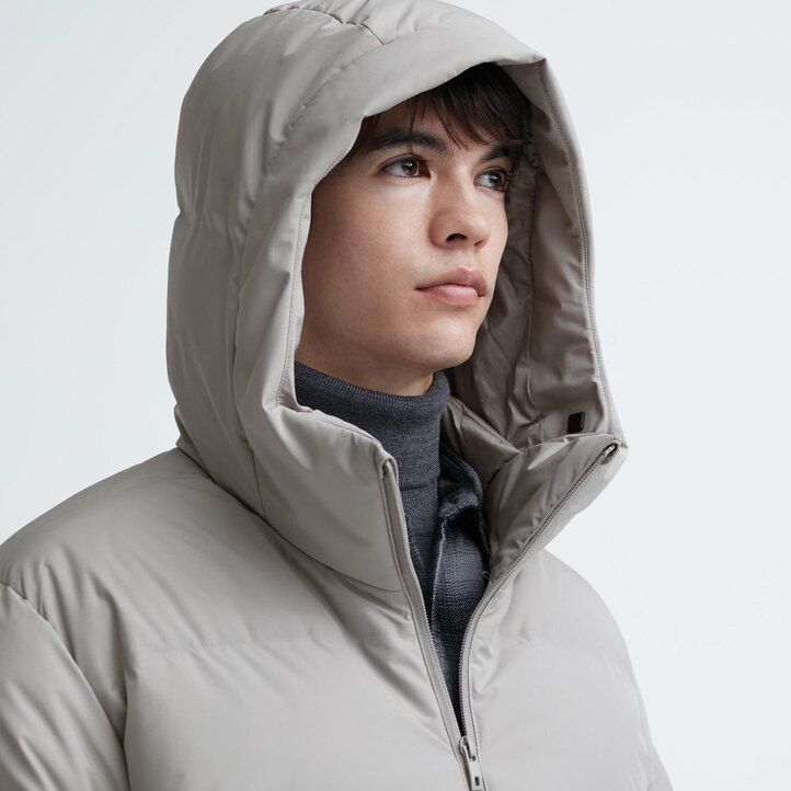 chaqueta uniqlo gris claro con corte 3d y sin costuras para hombre