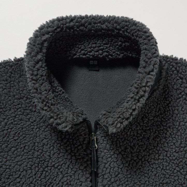 chaquetas polares cortavientos uniqlo para hombre en gris oscuro