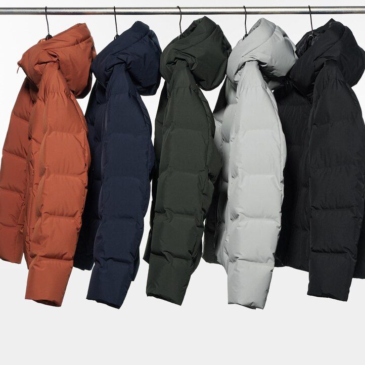 chaqueta uniqlo gris claro con corte 3d y sin costuras para hombre