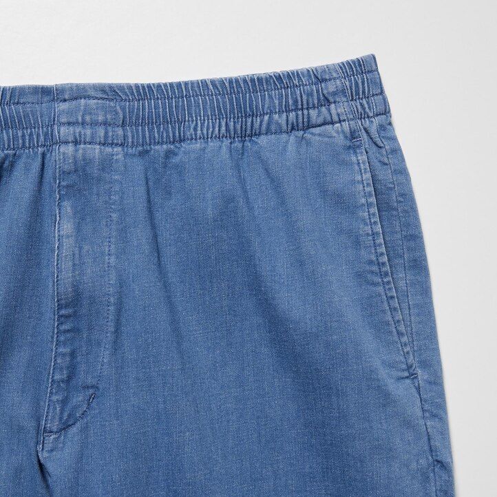 vaqueros azules de corte relajado hasta los tobillos de uniqlo para hombre