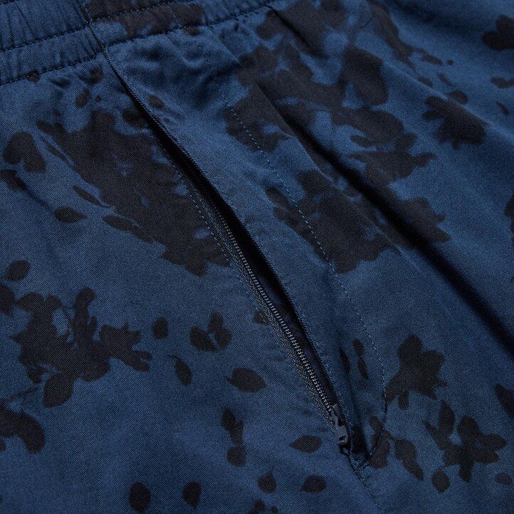pantalones elásticos uniqlo dry stretch con estampado de hojas easys para hombre color verde