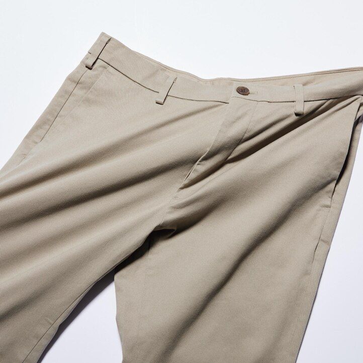 pantalones chinos ajustados uniqlo para hombre gris oscuro