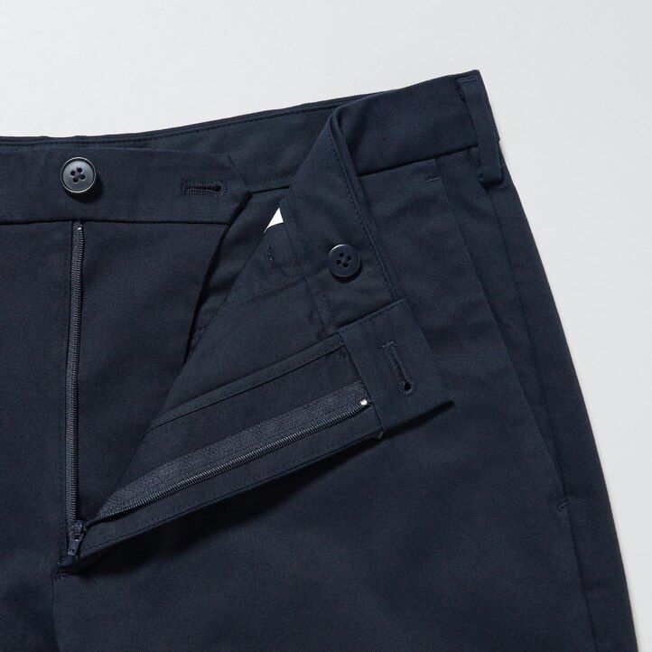 pantalones chinos ajustados uniqlo para hombre gris oscuro