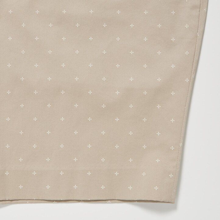 pantalones elásticos ajustados uniqlo para hombre en beige