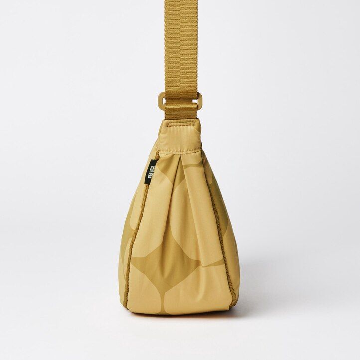 bolso de hombro mini redondo uniqlo para mujer color beige