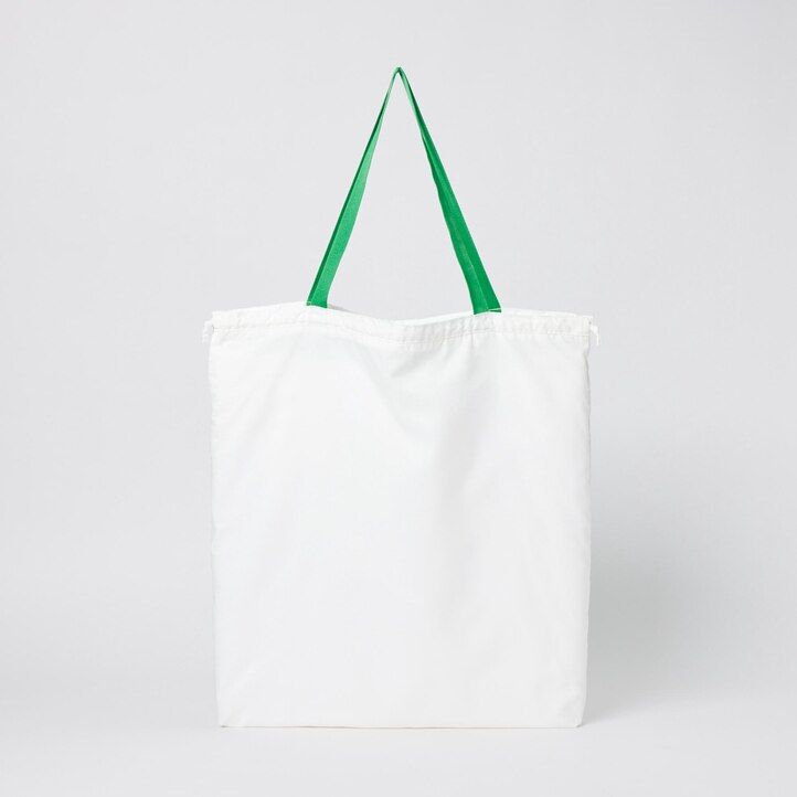 bolso de mano reciclado uniqlo doraemon ut para mujer color blanco