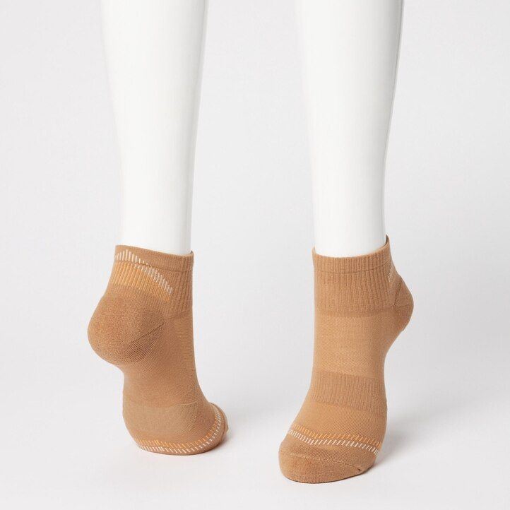 calcetines deportivos blancos uniqlo para mujer tres pares