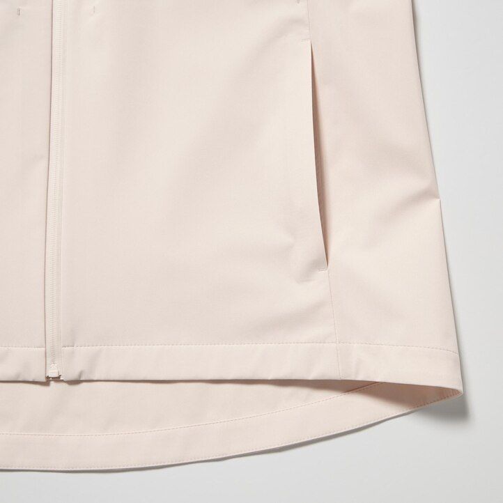chaquetas uniqlo blocktech beige para mujer