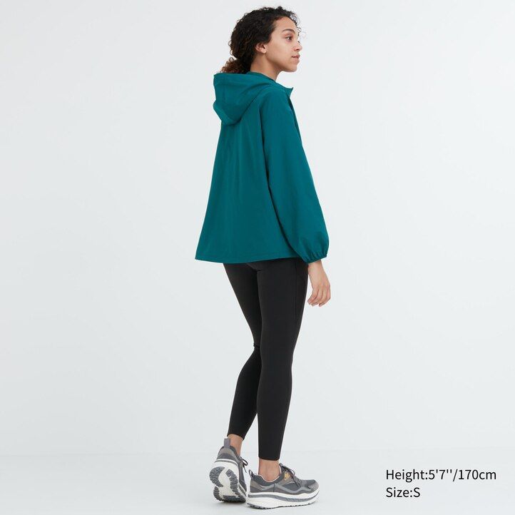 chaquetas uniqlo con bolsillo y protección uv para mujer color verde