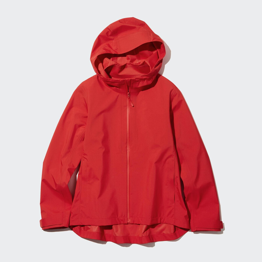chaquetas uniqlo blocktech para mujer rojas