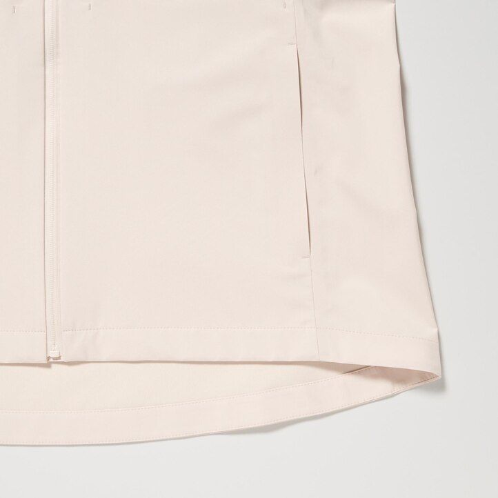 chaquetas uniqlo blocktech para mujer rojas