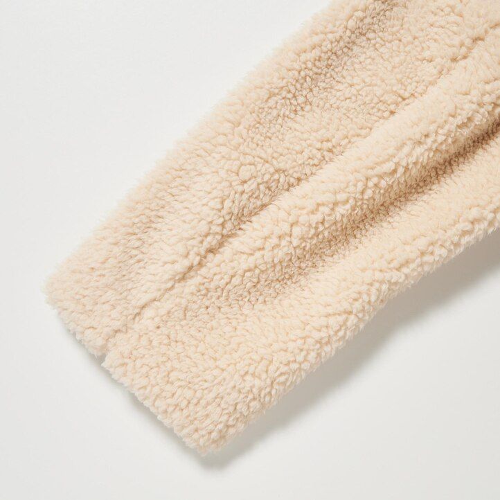 chaquetas cortavientos de forro polar beige para mujer de uniqlo