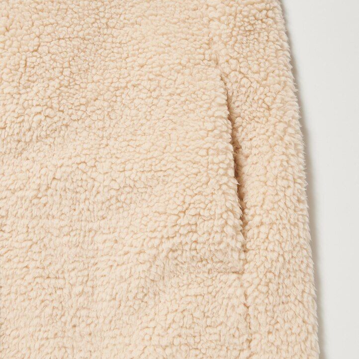 chaquetas cortavientos de forro polar beige para mujer de uniqlo