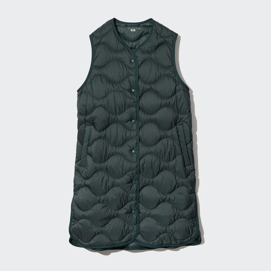 chaquetas de plumón ultraligeras uniqlo para mujer en color verde oscuro