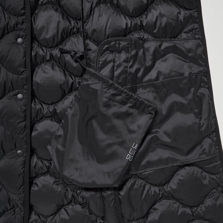 chaquetas de plumón ultraligeras uniqlo para mujer en color verde oscuro