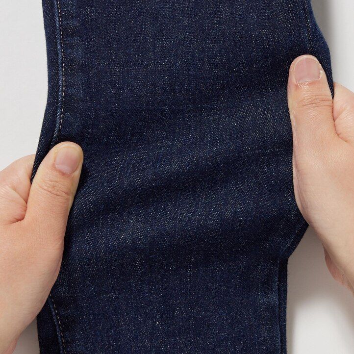 vaqueros ajustados de tiro alto y ultraelásticos uniqlo negros para mujer