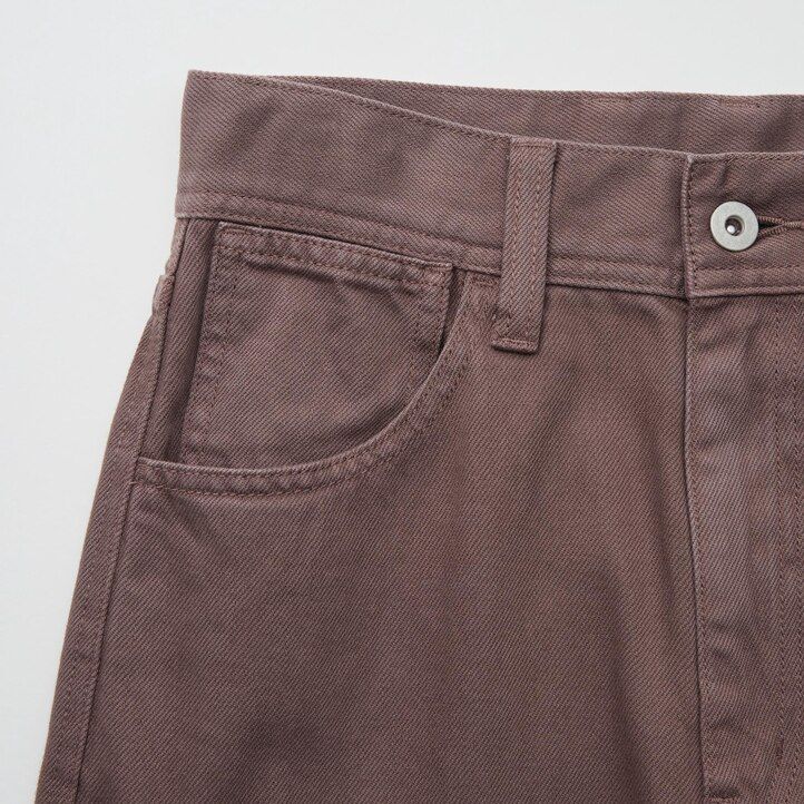 vaqueros curvos uniqlo para mujer en color oliva