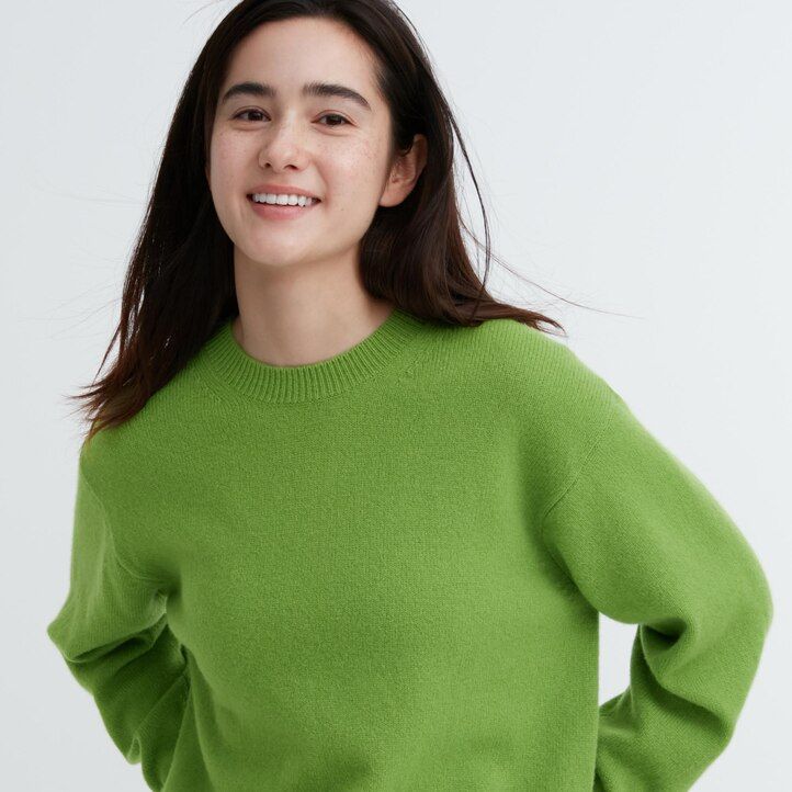 suéteres de cuello redondo de lana de cordero premium uniqlo verdes para mujer
