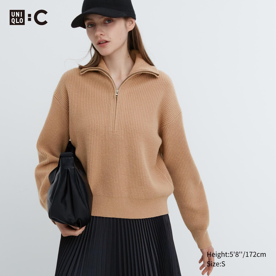 suéteres uniqlo premium de lana de cordero con media cremallera para mujer en beige