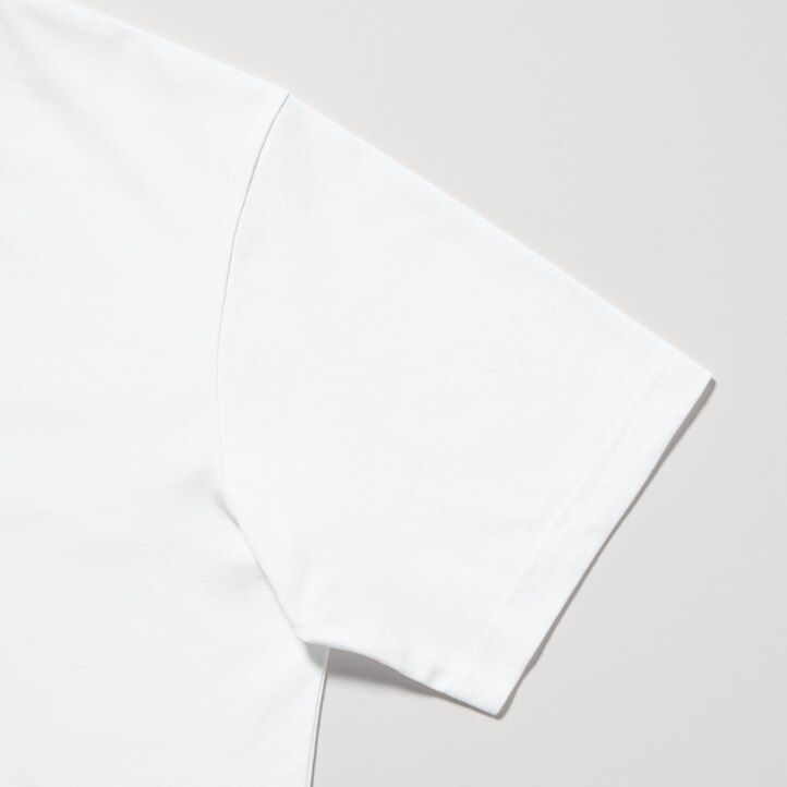 camisetas blancas con estampado de haruki murakami de uniqlo peace for all para mujer