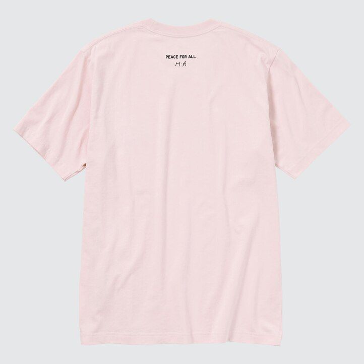 camisetas rosas para mujer con el estampado peace for all de haruka ayase de uniqlo
