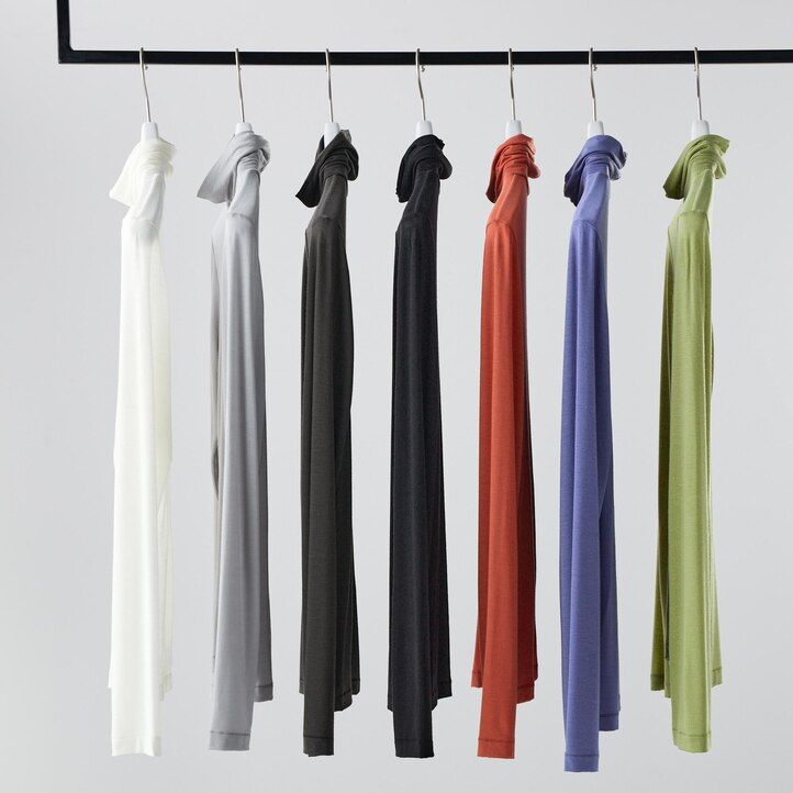 camisetas térmicas ultraligeras uniqlo heattech para mujer color naranja