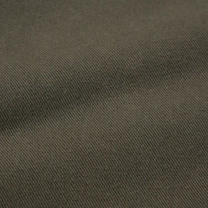 camisetas térmicas ultraelásticas uniqlo heattech para mujer en color oliva