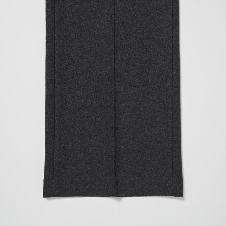 tops de mujer uniqlo de corte corto de jersey cepillado en gris oscuro