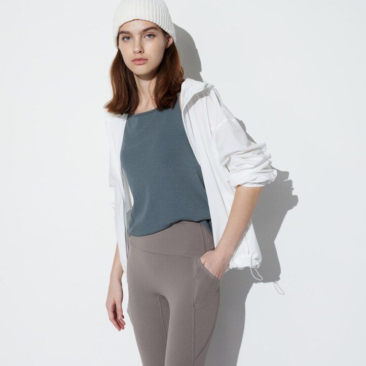 camiseta negra uniqlo airism ultra soft con bolsillos para mujer