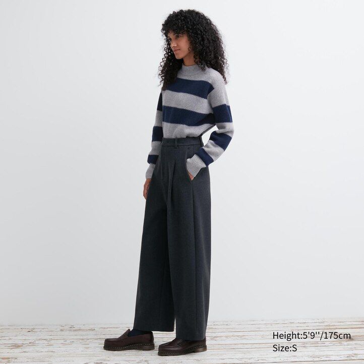 tops de mujer de pernera ancha plisados de jersey cepillado gris oscuro de uniqlo